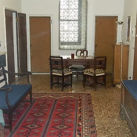 Hotel Amadeus *